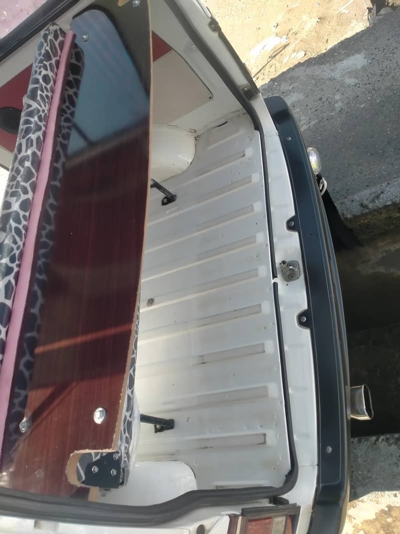 Suzuki Bolan 2019 12