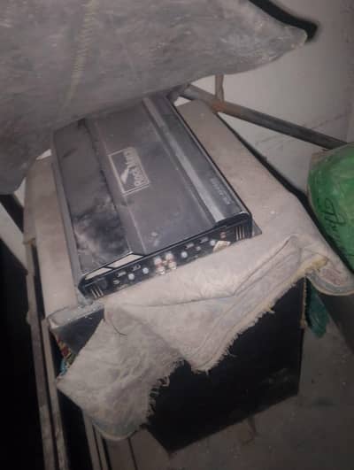 Rock Machine Amplifier With Woofer Box For Sale*