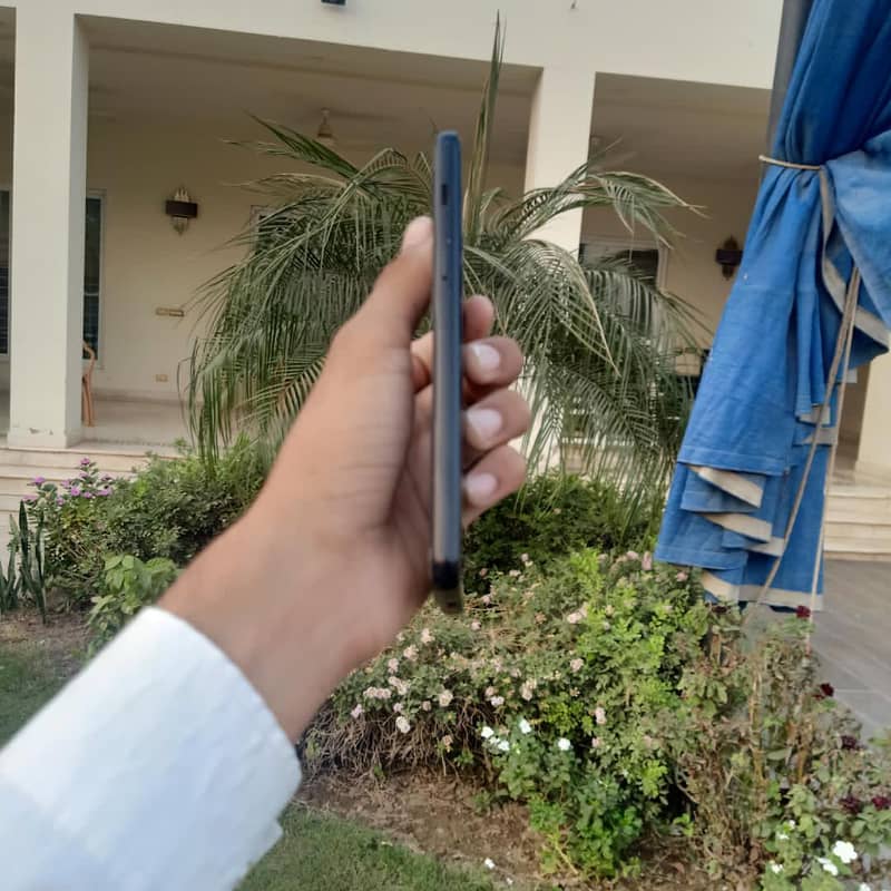 Samsung Mobile A8 3