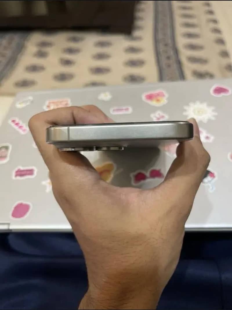 Apple iPhone 15 Pro Max 1