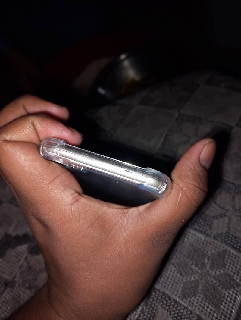 Apple iPhone 7 1