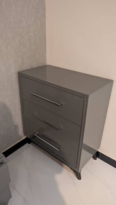 Luxury Grey Dresser for Sale | Purchased from Gulberg Market