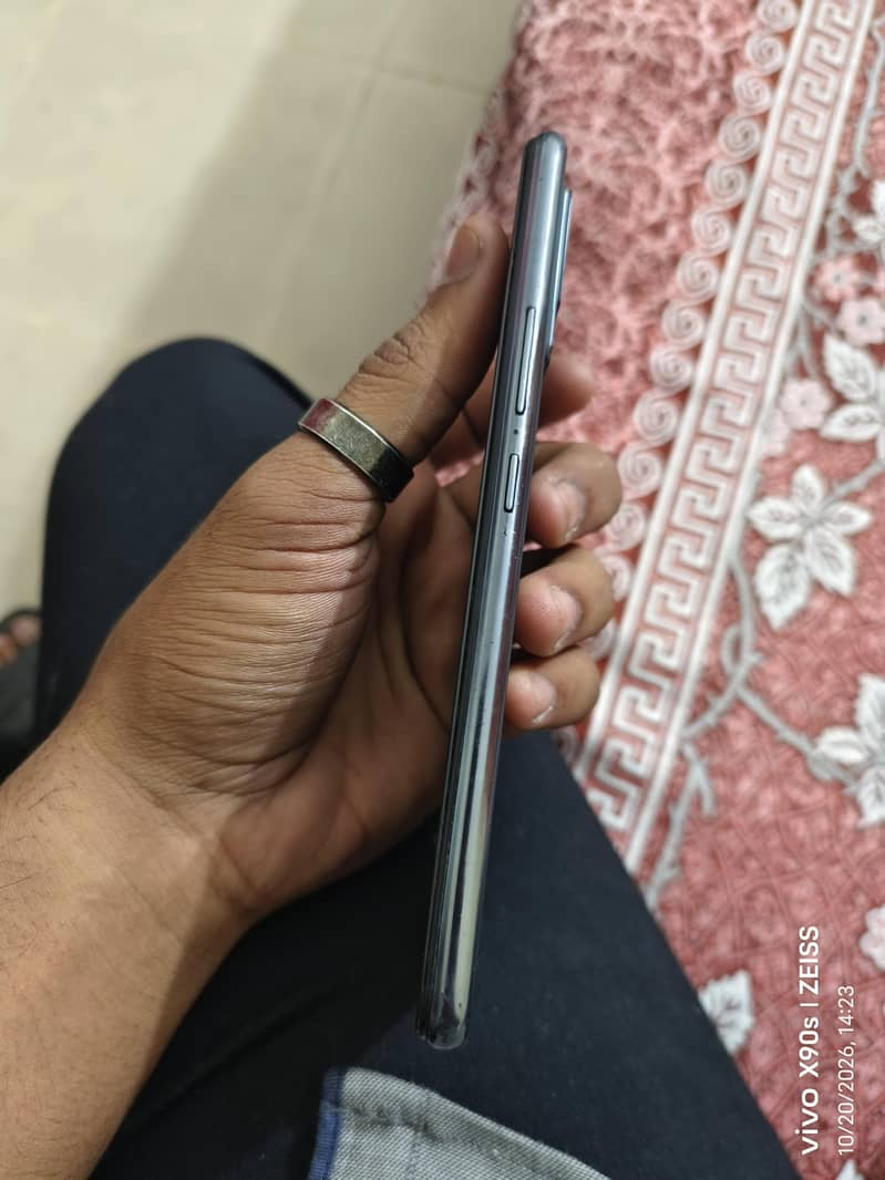 Vivo V21e 3