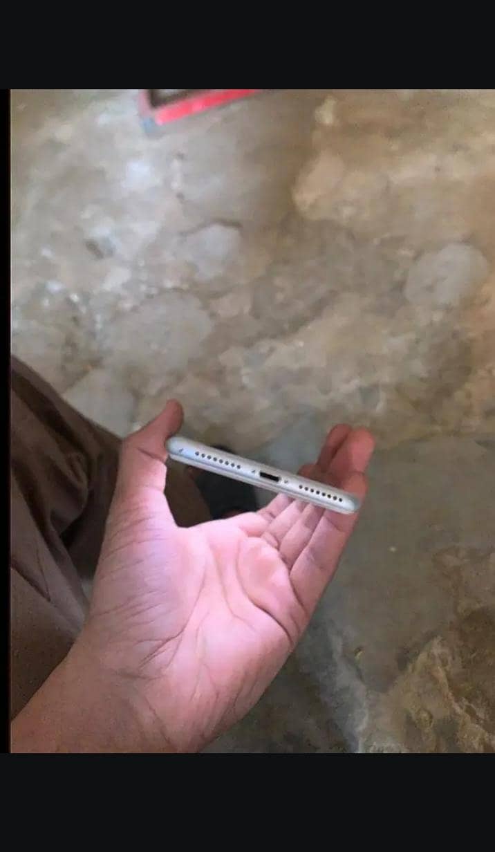 Apple iPhone 8 Plus 2