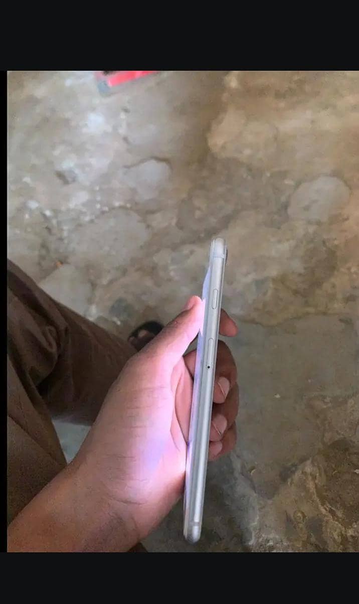 Apple iPhone 8 Plus 5