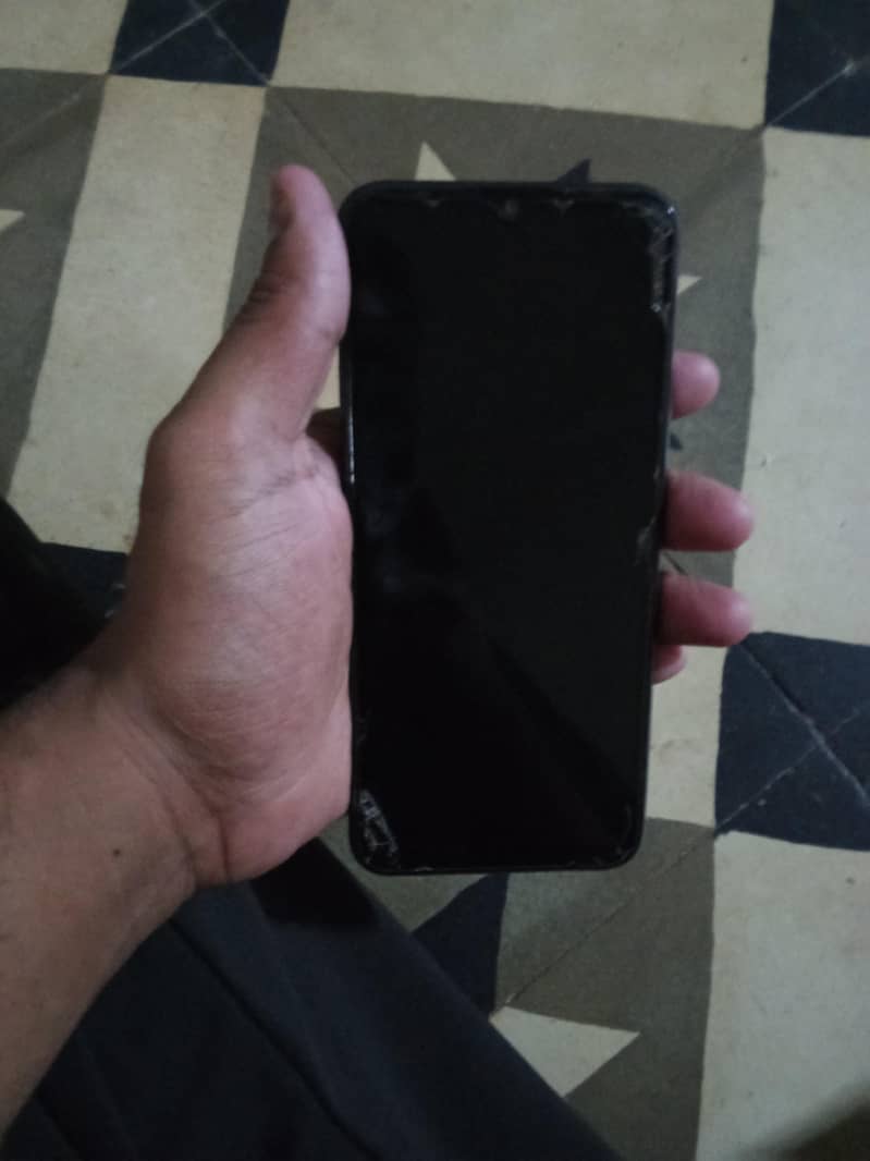 Tecno Spark 4 0