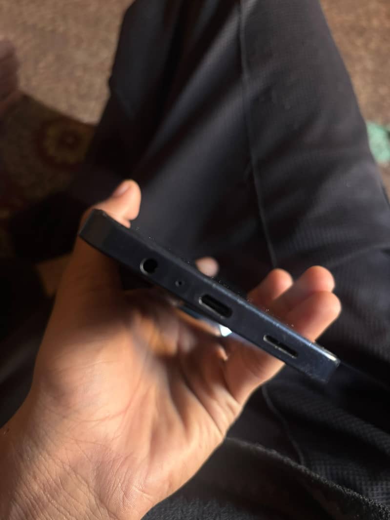 Samsung Mobile A06 3