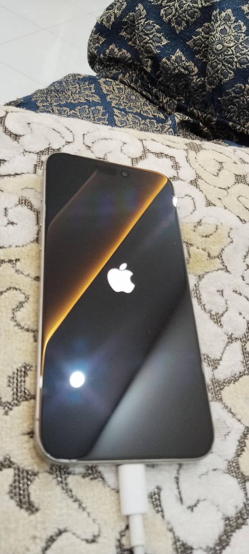 Apple iPhone 15 Pro Max 6
