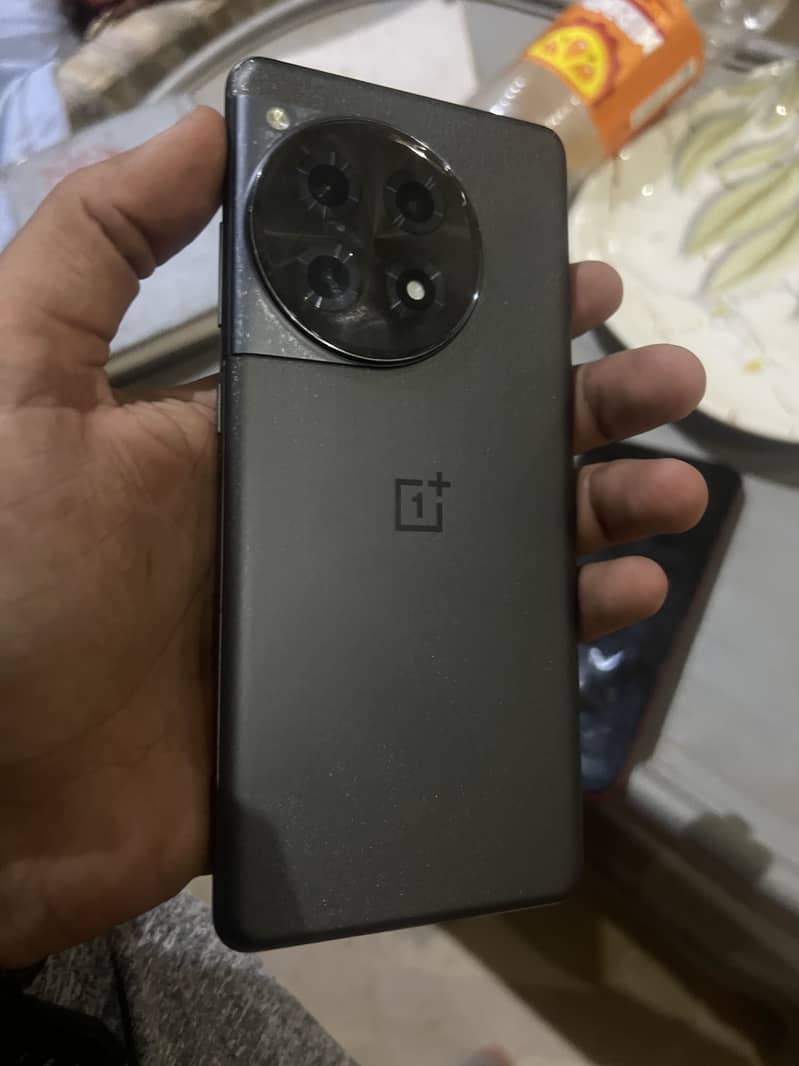 One Plus 12R 4