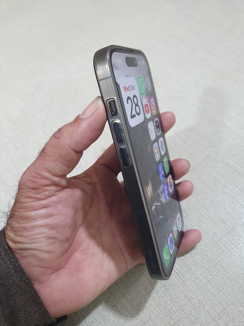 Apple iPhone 14 Pro 3