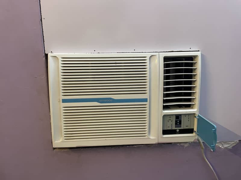 Window AC 1 ton 3