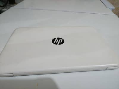 laptop clean condition with charger
