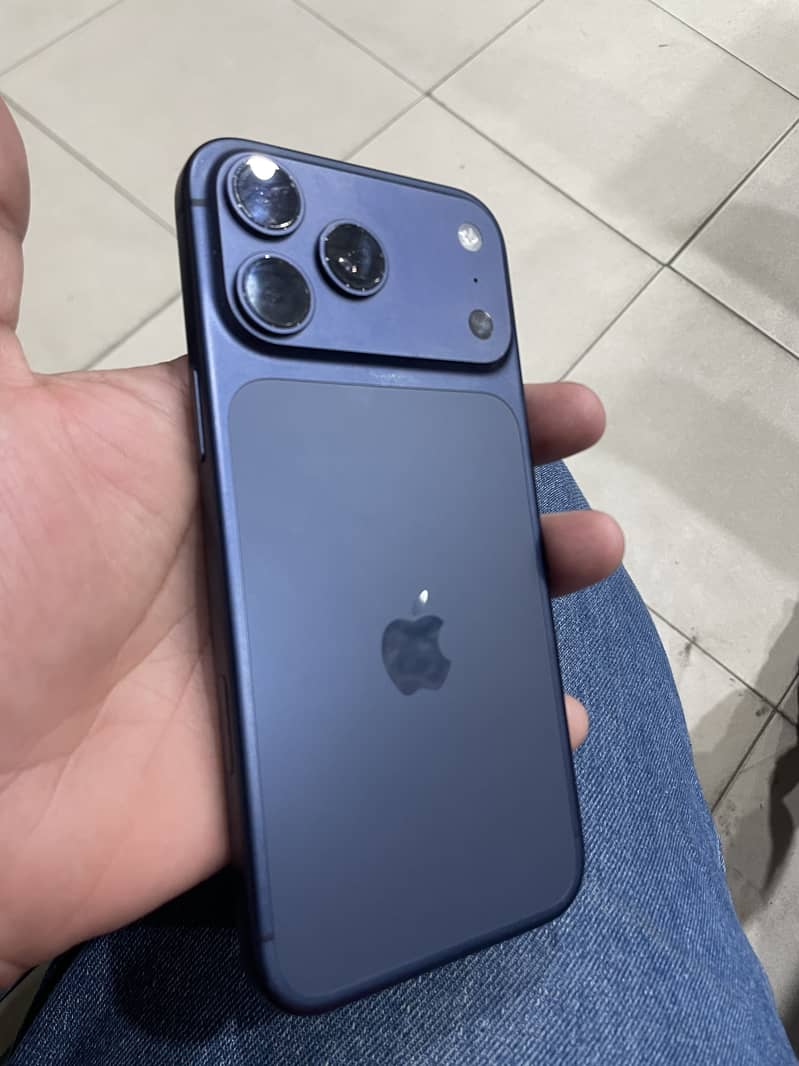 Apple iPhone 17 Pro Max PTA 7