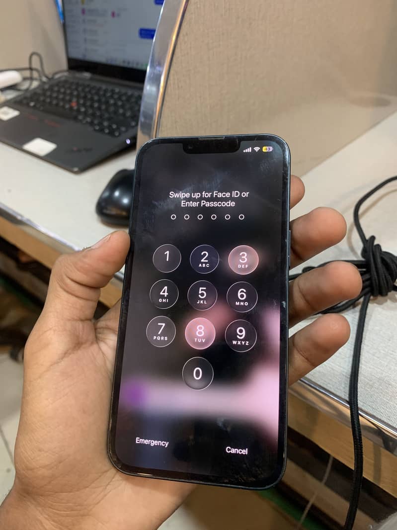 Apple iPhone 13 5