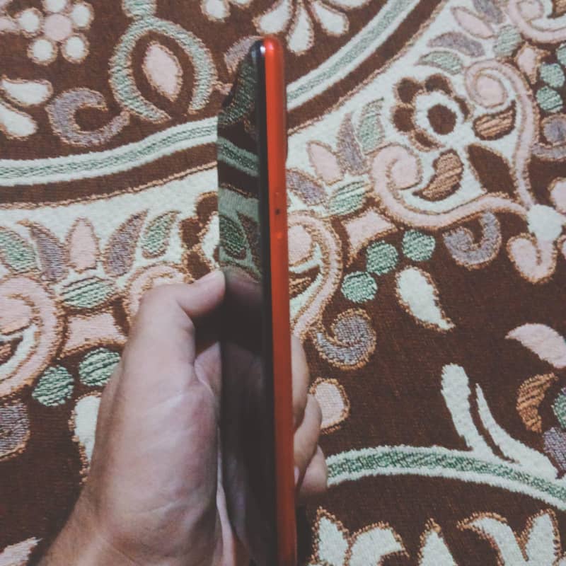Realme C3 4