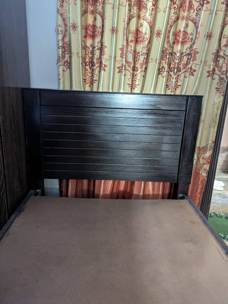 Single bed with mattress 1