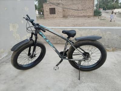 Plus Fat Tyre Bicycle – 21 Speed Gears, Used