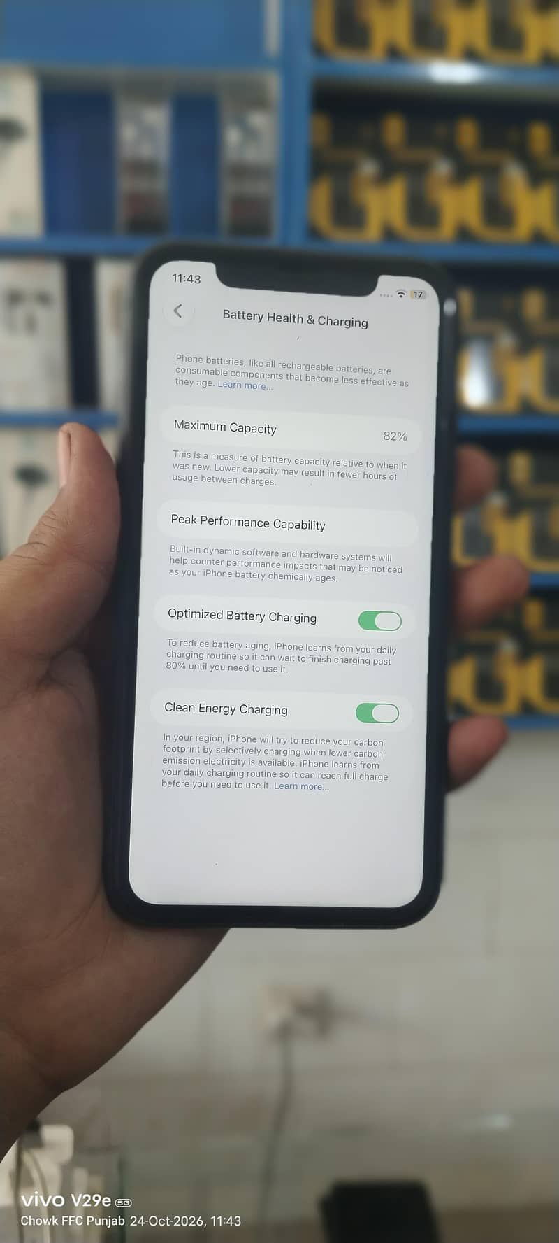 Apple iPhone 11 3