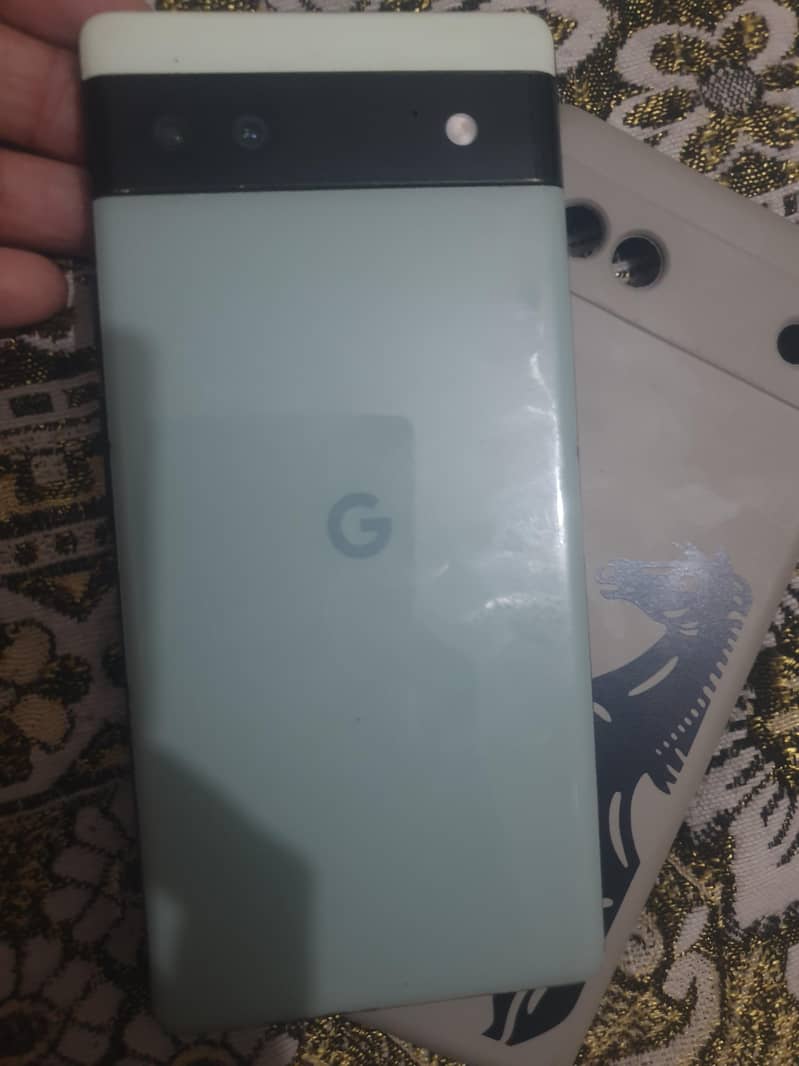 Google Pixel 6a 1
