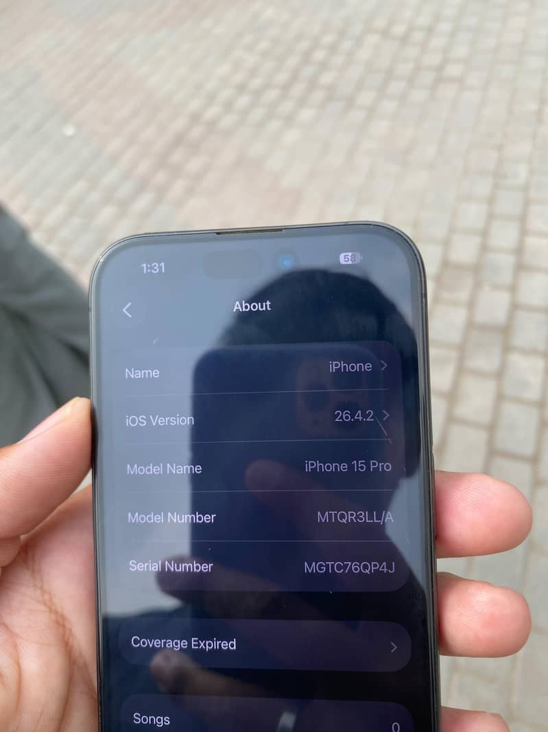 Apple iPhone 15 Pro 4