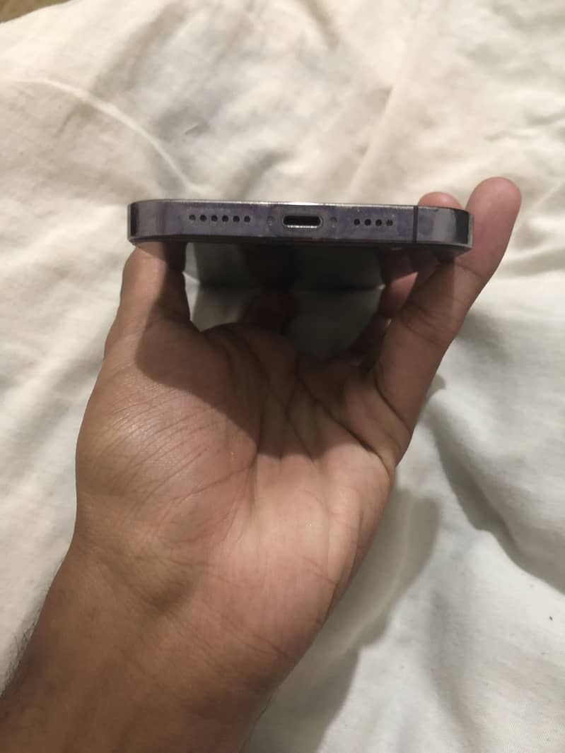Apple iPhone 14 Pro Max jv 1