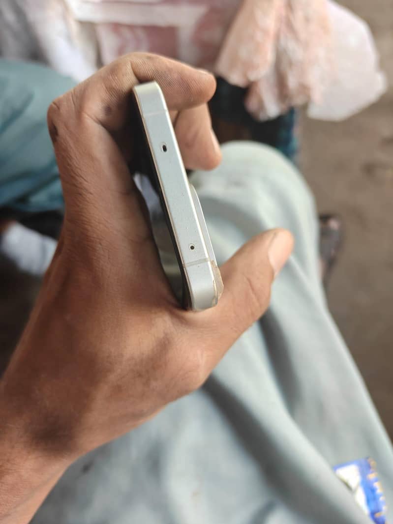 One Plus 13t 2