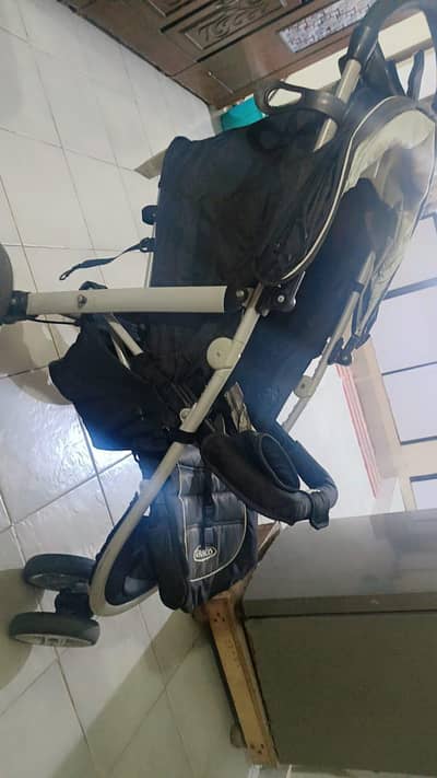 Pram and baby cots car seat