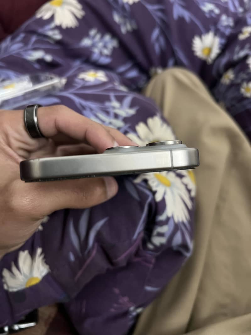 Apple iPhone 15 Pro Max 1