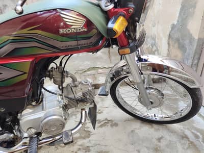 Honda CD-70 Model 2023