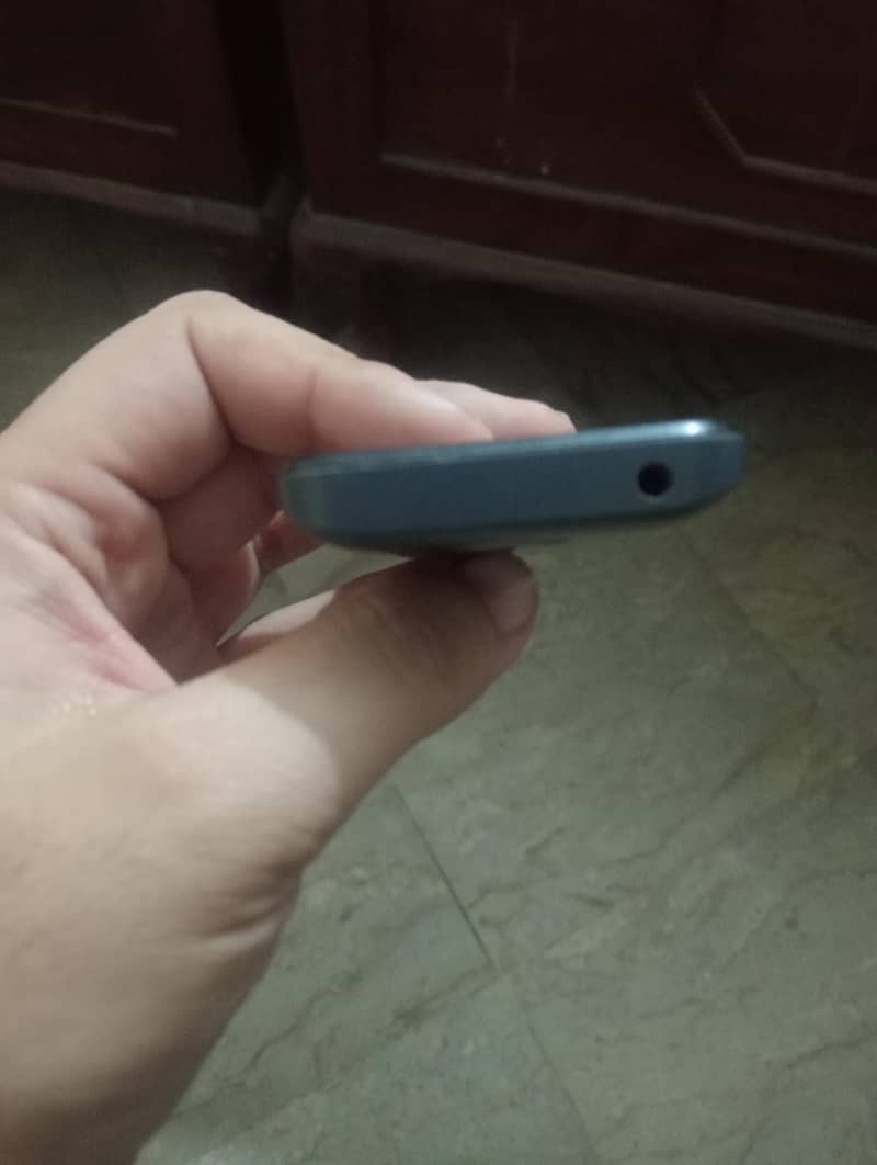 Nokia 230 Dual Sim 3