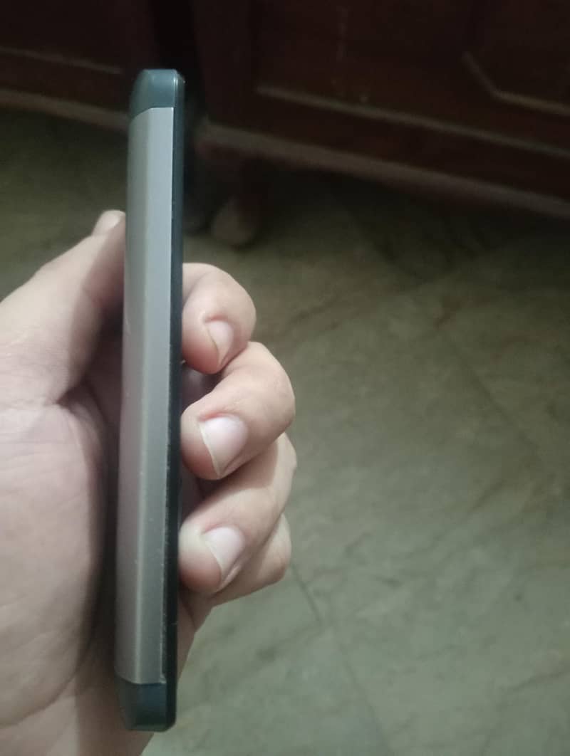 Nokia 230 Dual Sim 4