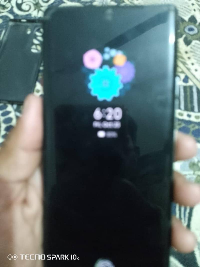 Tecno CAMON 40 Pro 1