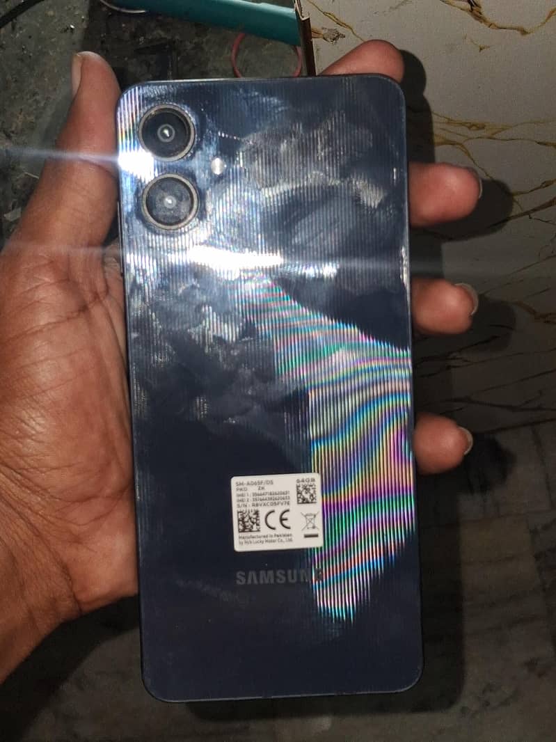 Samsung Mobile A06 1