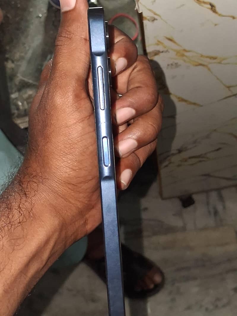 Samsung Mobile A06 4