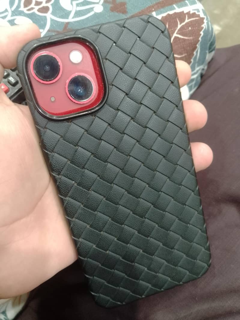 Apple iPhone 13 3