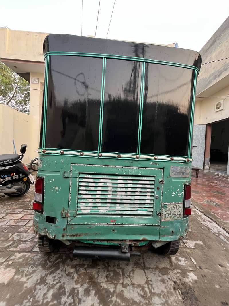 CNG Rikshaw 5