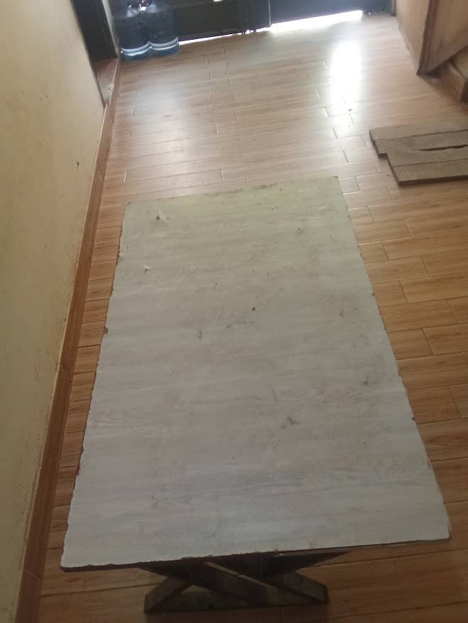 Computer Table 0