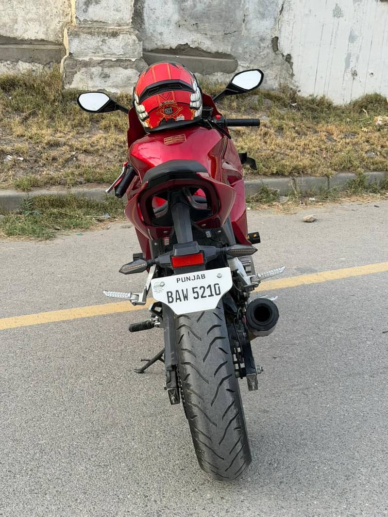 Ducati panigle v4s 1