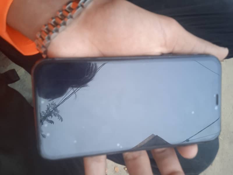 Apple iPhone 11 9
