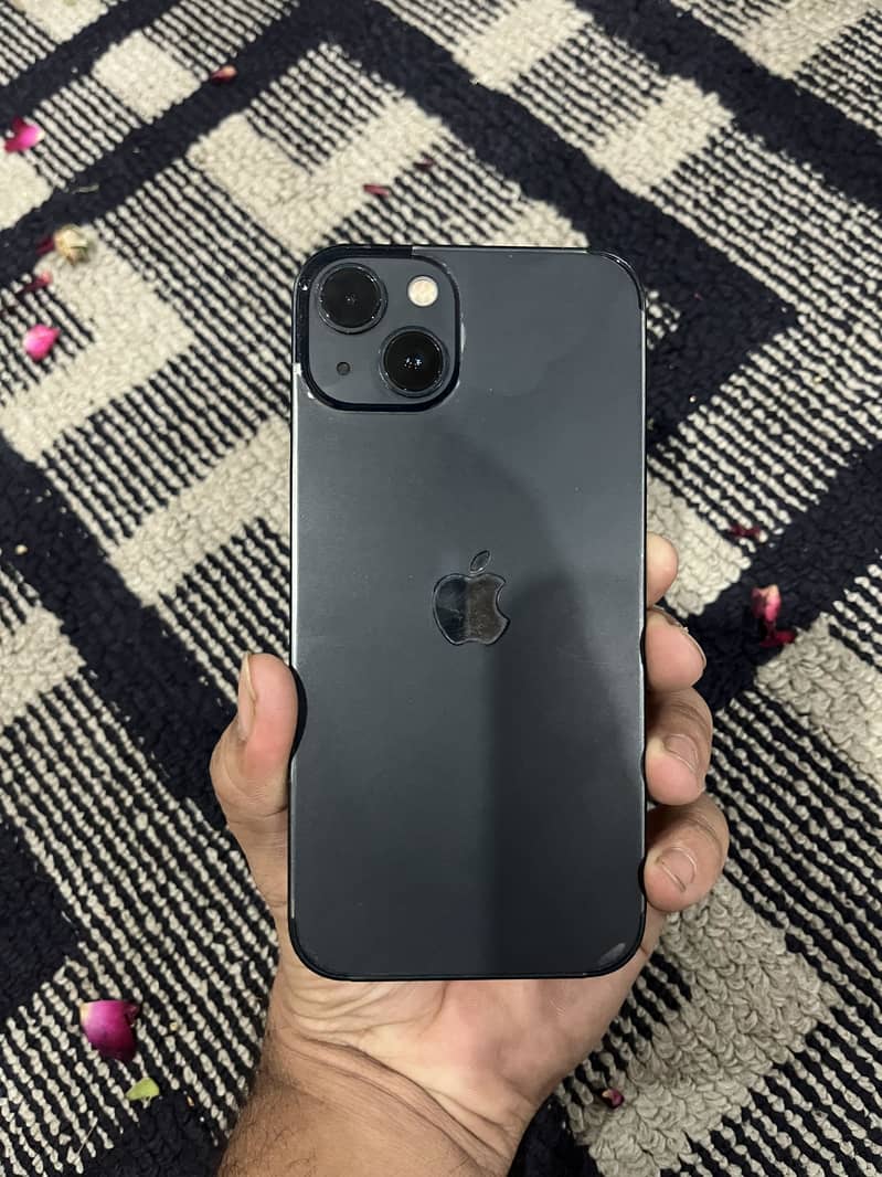 Apple iPhone 13 1