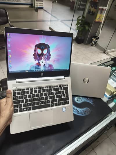 Hp 430 G6 i5 8th gen 8gb ram 256 SSD ultra slim Metallic body