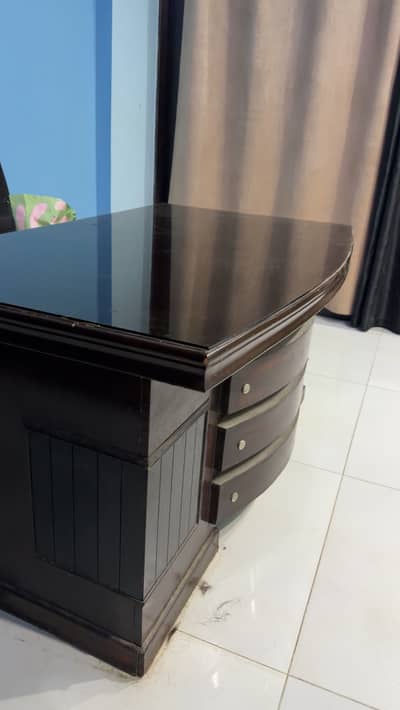 Office table and two office chairs