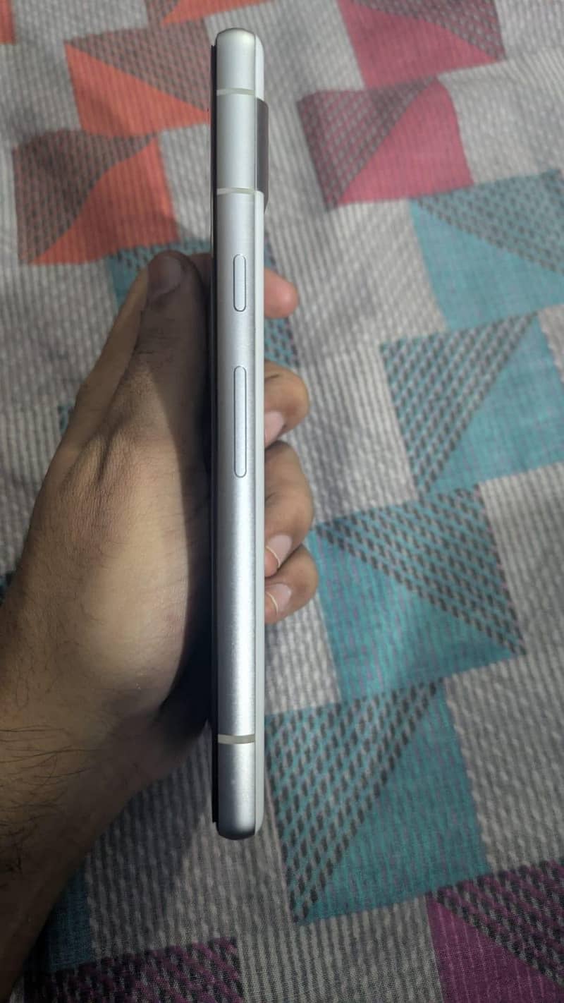 Google Pixel 7a 1