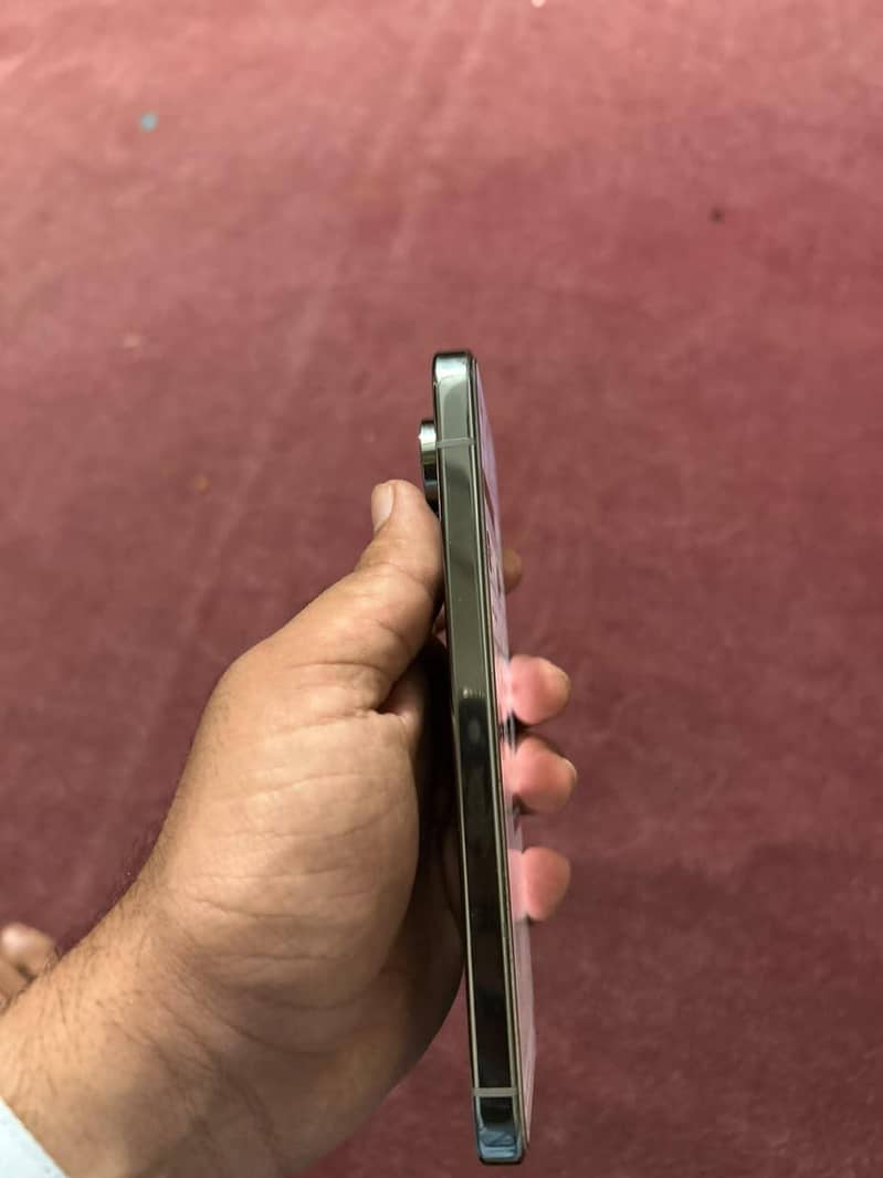 Google Pixel 9 Pro XL 4
