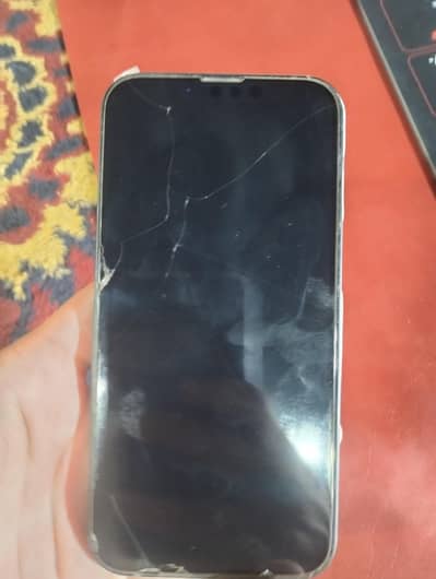 Apple iPhone 13