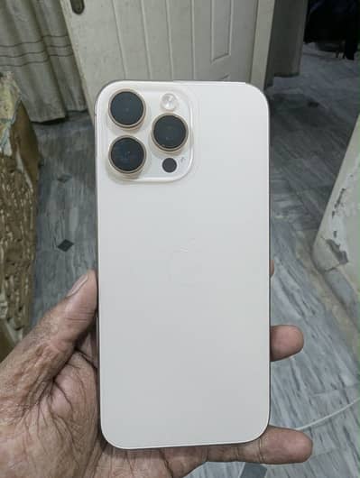 Apple iPhone 16 Pro Max jv