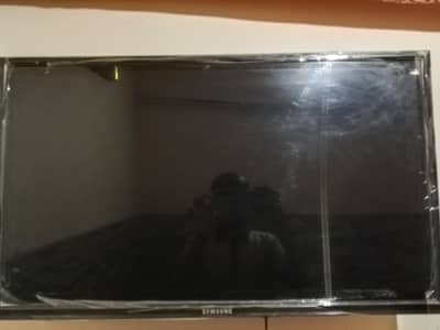 Samsung 32 inches