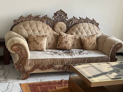 Sofa set with table urgent for sale (03257523907 WhatsApp only)