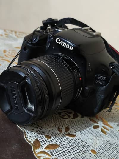canon EOS 600D