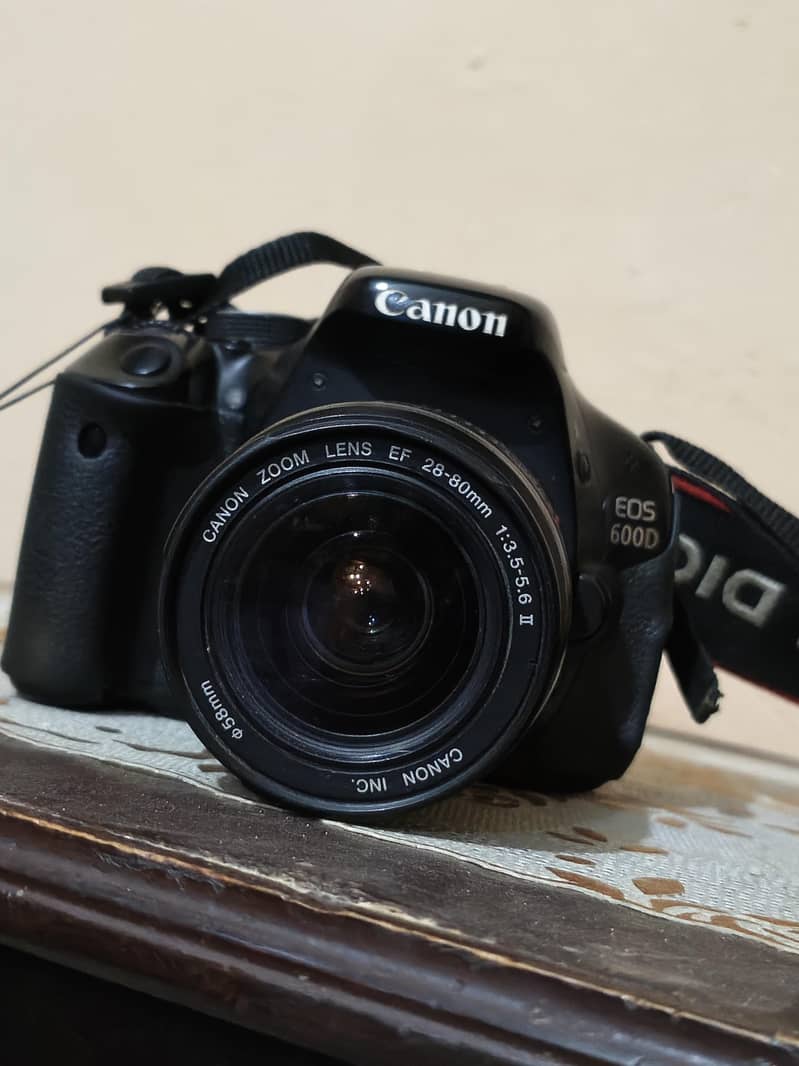 canon EOS 600D 1